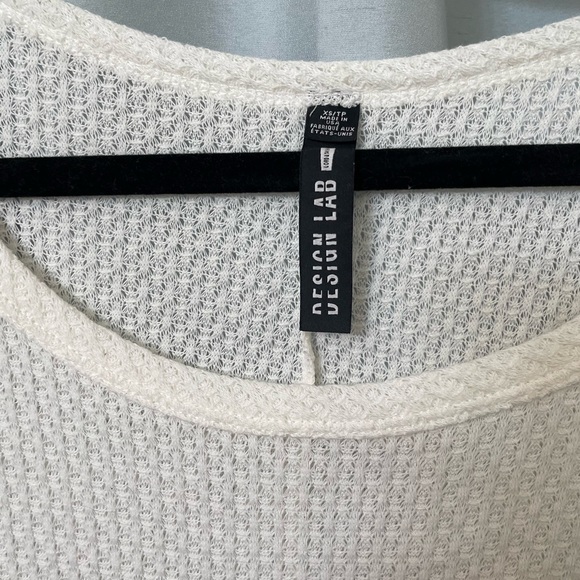Design lab XS white long sleeve top - Picture 2 of 5